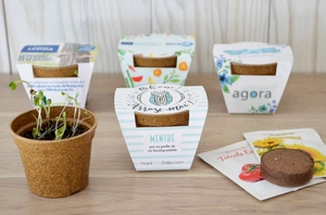 Kit de plantation avec pot en paille de riz personnalisable