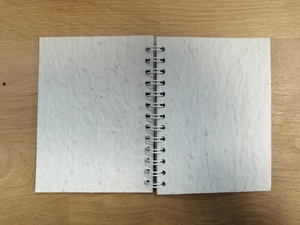 Bloc notes en papier de graines 9x12 cm - 20 feuilles personnalisable