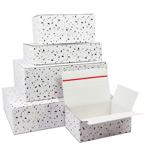 Boîtes cadeaux confetti avec bande adhésive personnalisable