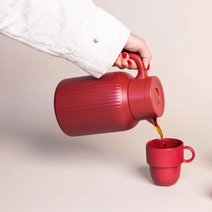 Carafe thermos élégant 1.5 l - idéal pour les réunions personnalisable