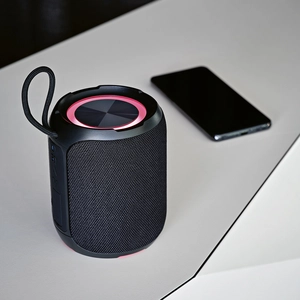 Enceinte bluetooth en palstique recyclé et RPET - Enceinte sans fil 40W étanche IPX6 personnalisable