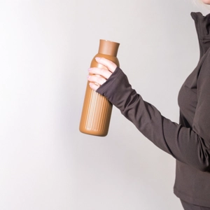 Gourde isotherme acier recyclé - 500 ml avec bouchon poussoir personnalisable