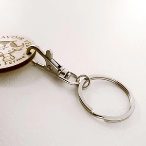 Porte-clés made in france avec son bois estampillé personnalisable