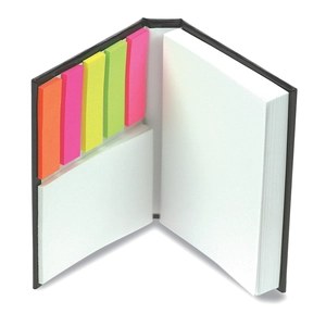 Post-it presenté dans son petit carnet personnalisable