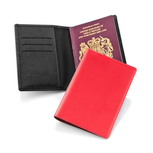 Protège passeport sur-mesure - avec emplacement pour cartes personnalisable