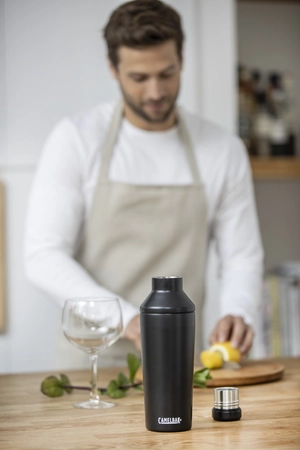 image du produit Shaker à cocktail CamelBak® Horizon de 600 ml avec isolation sous vide