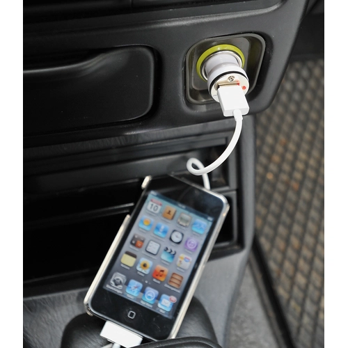 image du produit Adaptateur USB de recharge, allume cigare ROAD TRIP