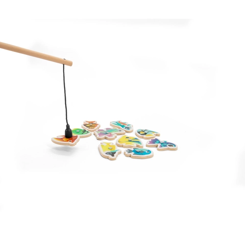 image du produit Jeu de pêche composé de 10 poissons en bois, idéal pour les enfants