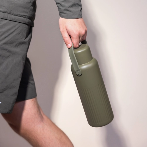 image du produit Thermos élégant avec bandes verticales Sagaform